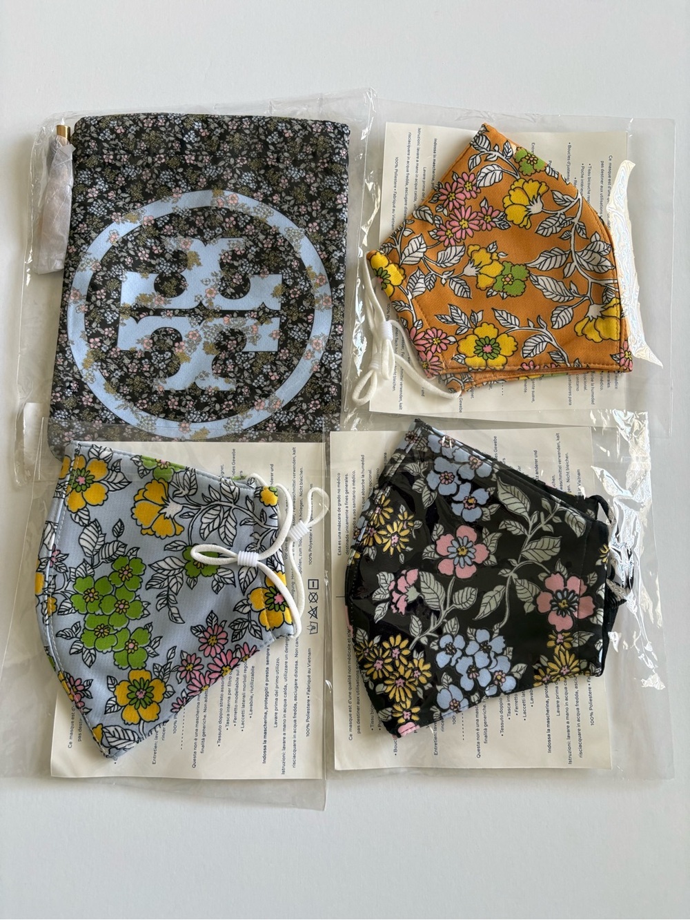 Tory Burch 3 Adjustable Face Mask with Pouch Set NWT